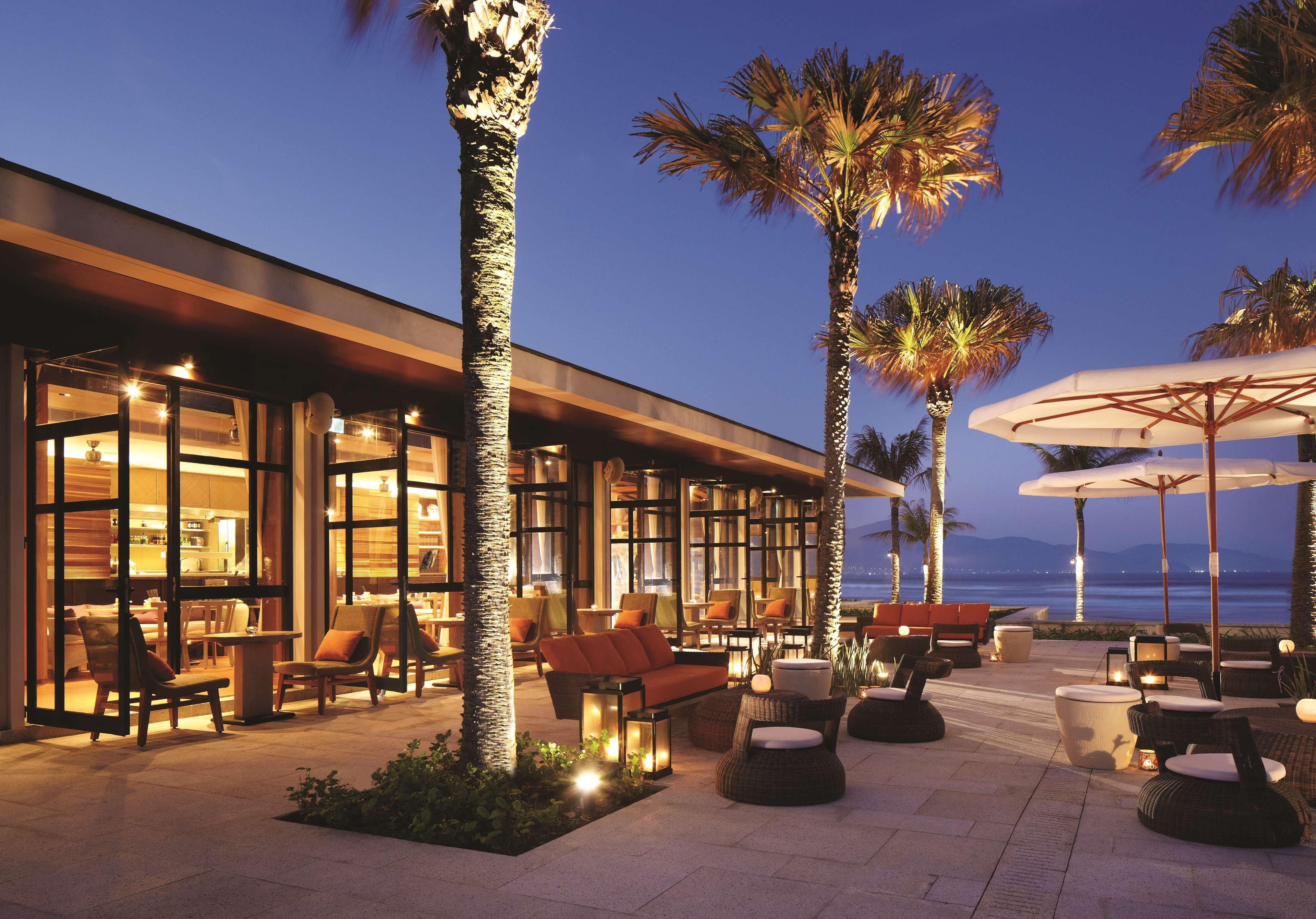 حياة ريجنسي دانينج ريزورت آند سبا دا نانغ المظهر الخارجي الصورة The Beach Club at the Four Seasons Resort