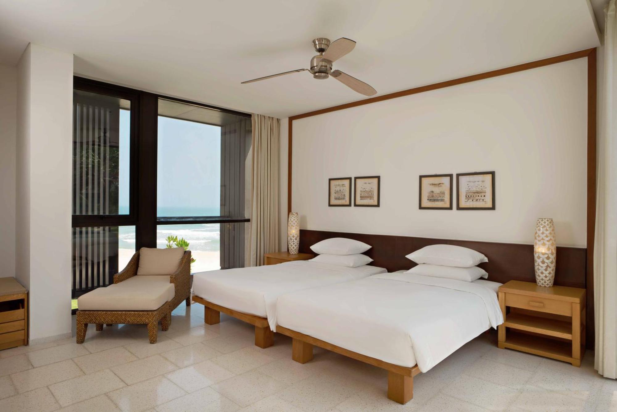 حياة ريجنسي دانينج ريزورت آند سبا دا نانغ المظهر الخارجي الصورة A bedroom at the Conrad Maldives